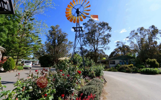 Big4 Ballarat Windmill Holiday Park