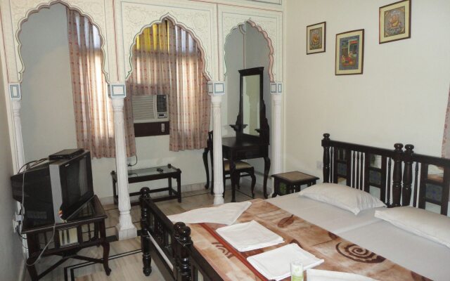 Krishna Palace - A Heritage Boutique Hotel