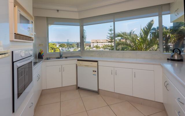 Burleigh Surf Apartments