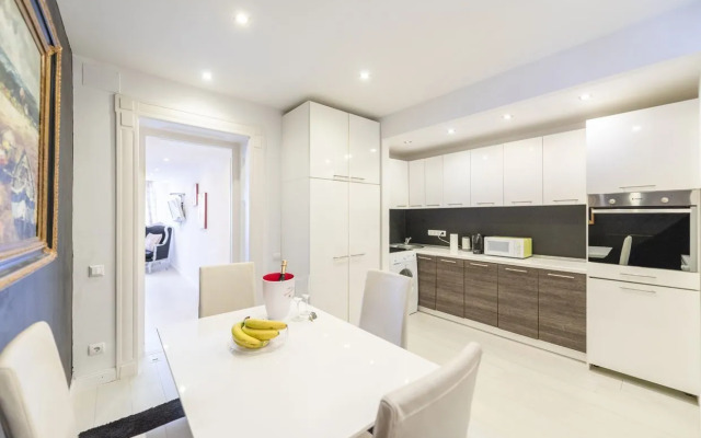 Enzo Capo Luxury Suites