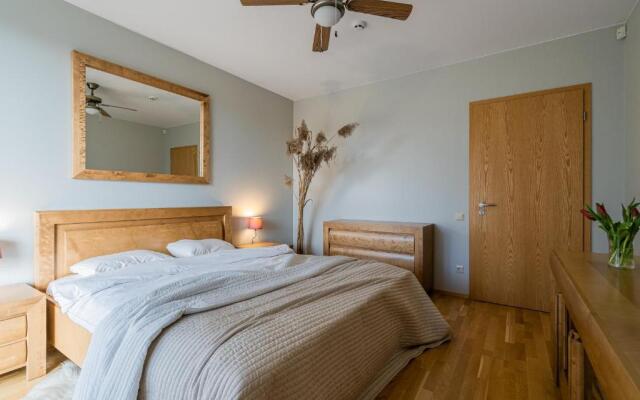 Liuks Ajerų apartamentai 82 kv Beachfront
