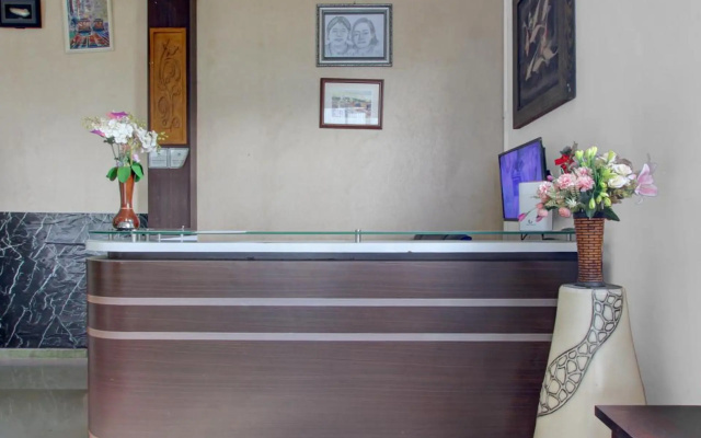 OYO 3935 Artha Ambarukmo Exclusive – Lobby – Sleman