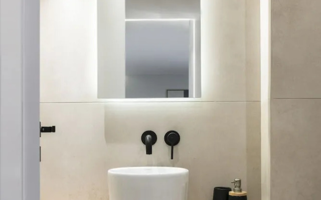 Deluxe & Upscale Apartment in Athens