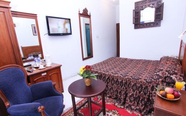 Blue Safir Hotel