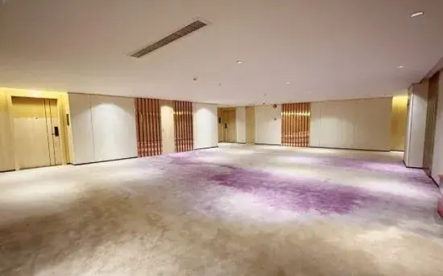 Green View Hotel (Foshan Xiqiao Mountain Qian Guo Qing Store)