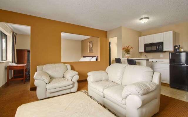 Super 8 by Wyndham Richmond Airport VA