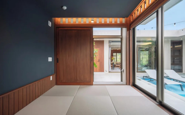 Reflexion Villas GLANZ