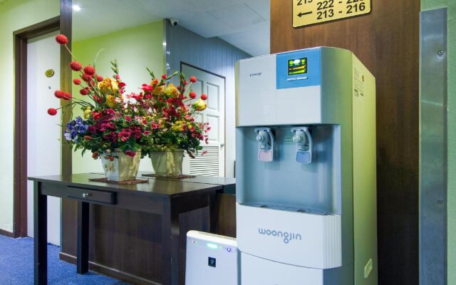 8 Days Boutique Hotel @ Mount Austin JB