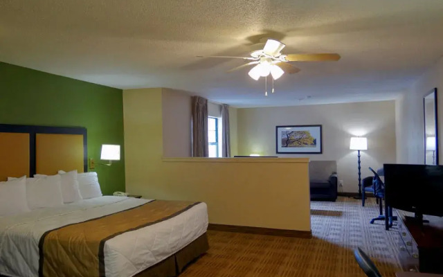 Extended Stay America Raleigh Cary Regency Pkwy N