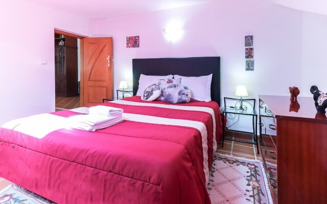 Guincho Typical House II by Homing