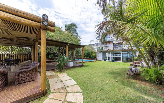 Apto pé na areia em Jurerê JBM201