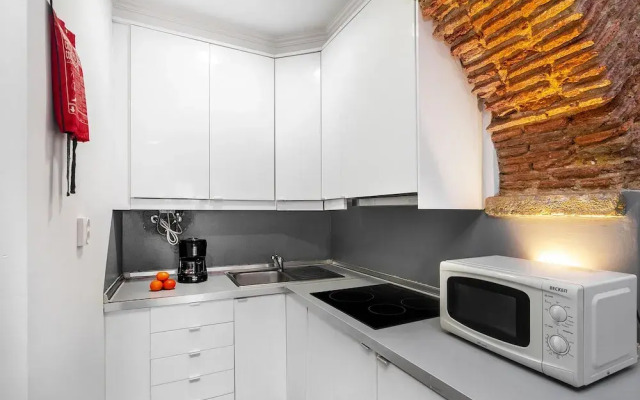 Cozy Alfama Haven: Perfect For Exploring Lisbon