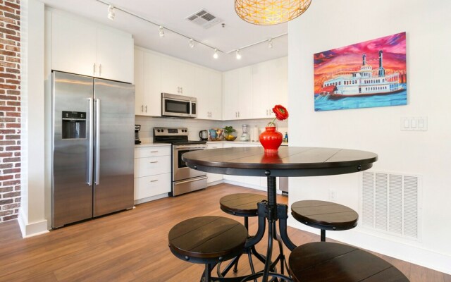Fully Furnished 4-Bedroom Condo in NOLA Unit 515
