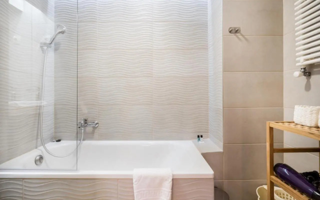 BpR Garay Suite with rooftop terrace & A/C