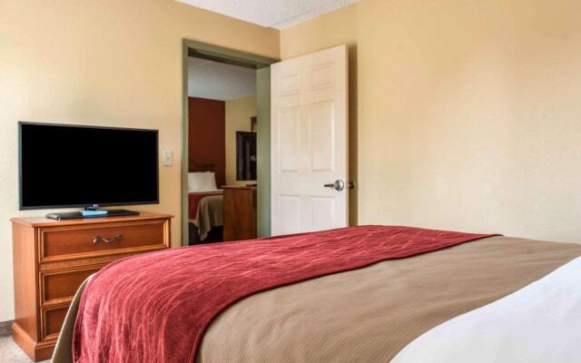 Comfort Inn & Suites