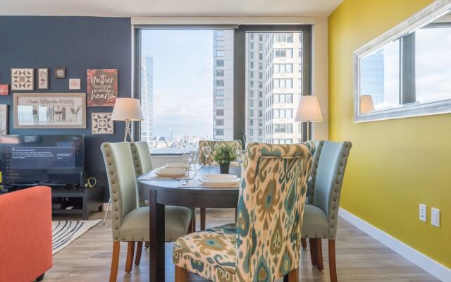 Home Away Luxury Apartments at Warren