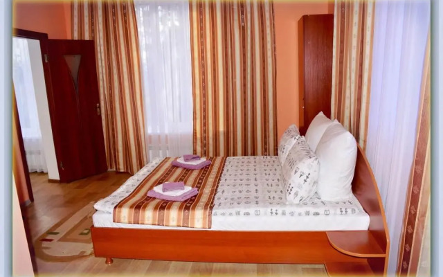 Лунный камень