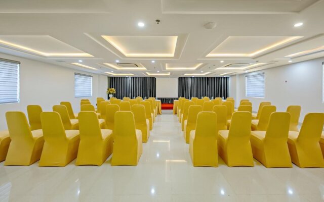 Merry Hotel