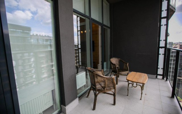 Апартаменти з сучасним ремонтом, вул. Проспект Чорновола 16є