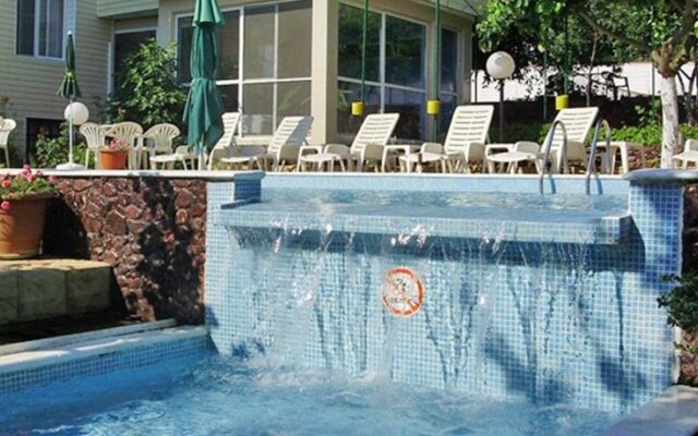 Hotel Rai