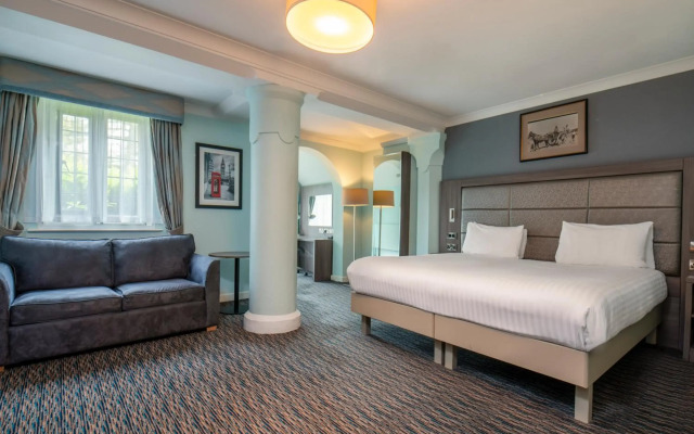 London Chigwell Prince Regent Hotel, BW Signature Collection