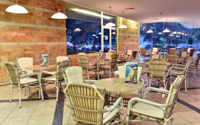 Hotel Laguna Garden