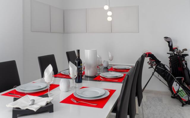 2051-New 3 bedrooms on golf