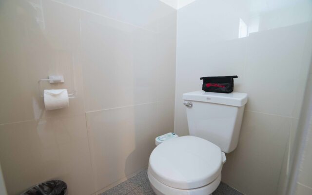 Reddoorz Premium @ Guadalupe Village