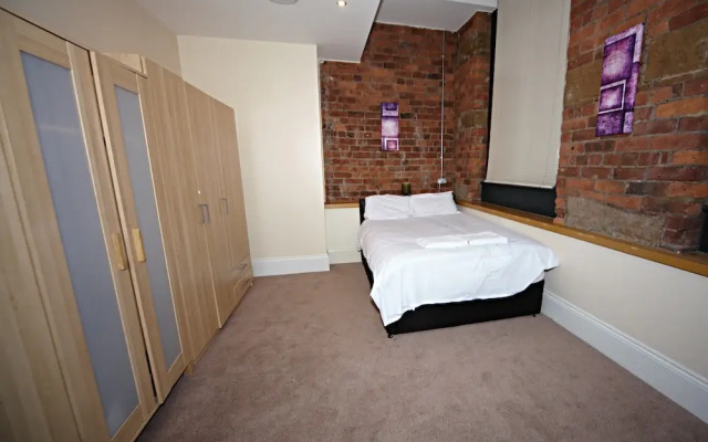 Premier Apartments