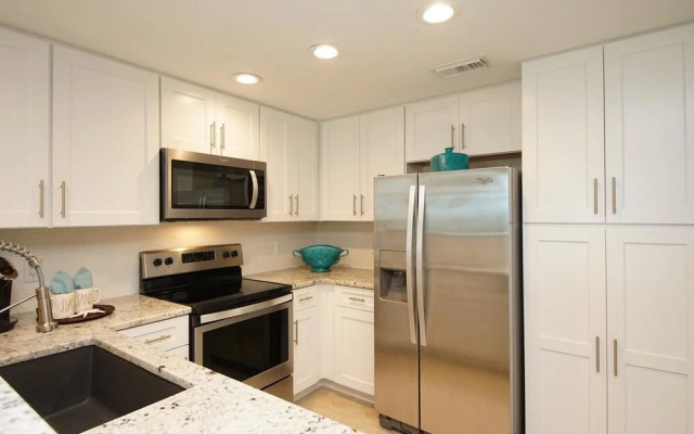 Waterscape 235-A by RealJoy