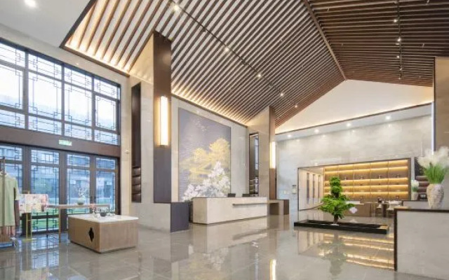 Moshang Light Luxury Hotel (Yushu Sanhuanggong Branch)