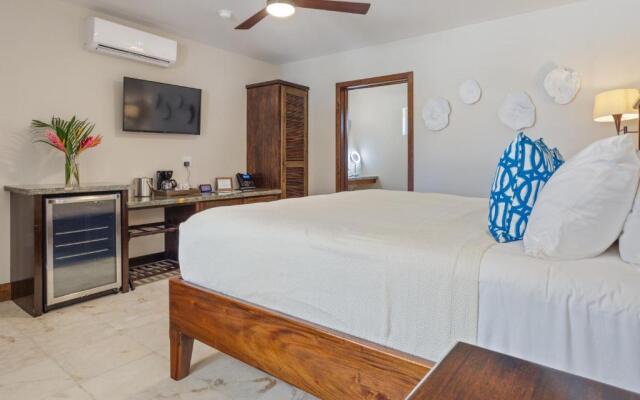 Sirenian Bay Resort - Villas & All Inclusive Bungalows