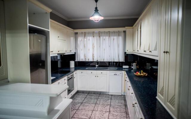 Preveza Mythos Suite we speak, English, Deutsch and Italian