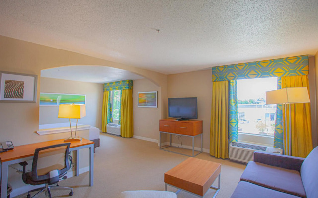 Quality Inn & Suites Montebello - Los Angeles