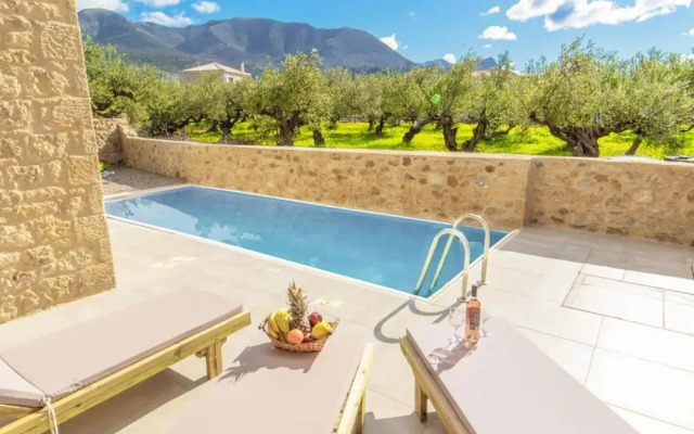 Villa Castillo Thio in Agios Nikolaos