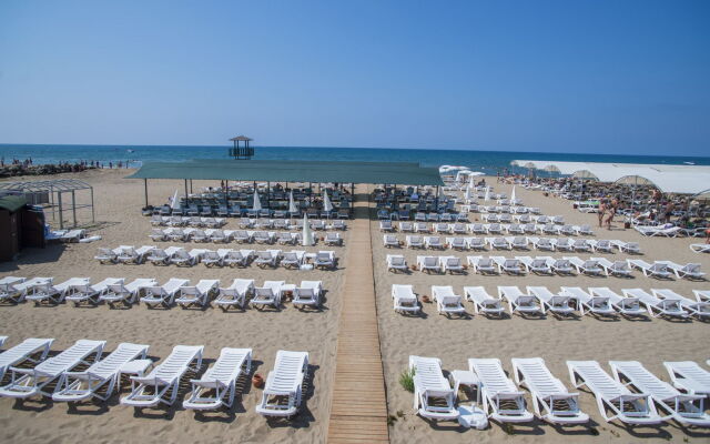 Palm World Resort & Spa Side - All Inclusive