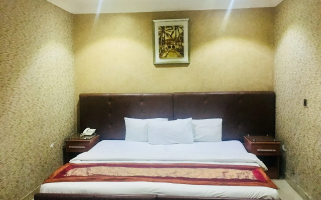 Whitehouse Hotels & Conference Centre