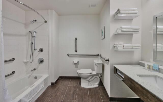 Hampton Inn & Suites Guthrie