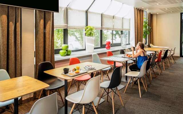 ibis Créteil