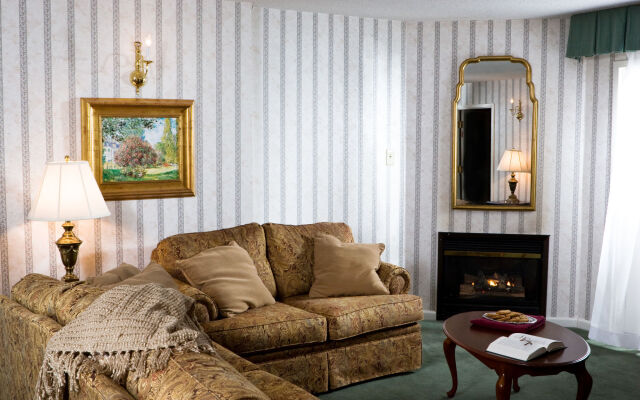 Meadowbrook Inn