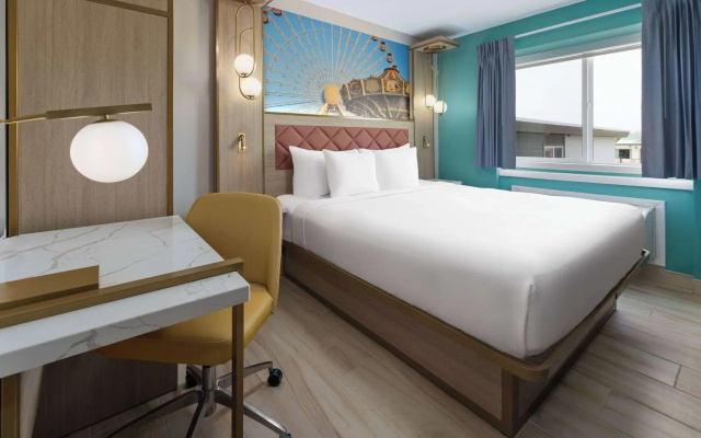 The Vibes Hotel, Trademark Collection by Wyndham