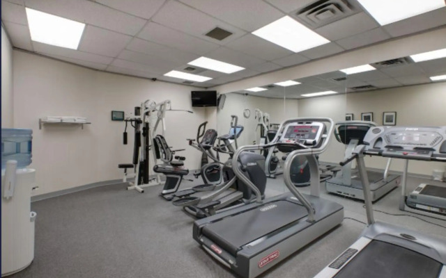 Ramada by Wyndham Nisku Edmonton Airport