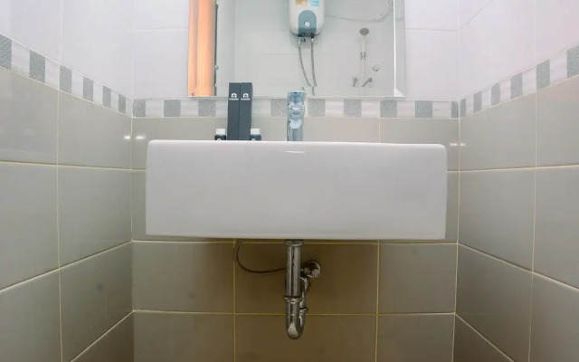 Beautiful and Comfy 2BR Apartment at Royal Olive Residence