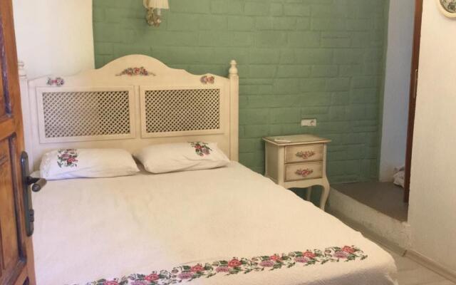 Cumbali Pansiyon Sigacik