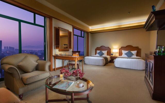 Hotel Indigo Shenzhen Overseas Chinese Town by IHG