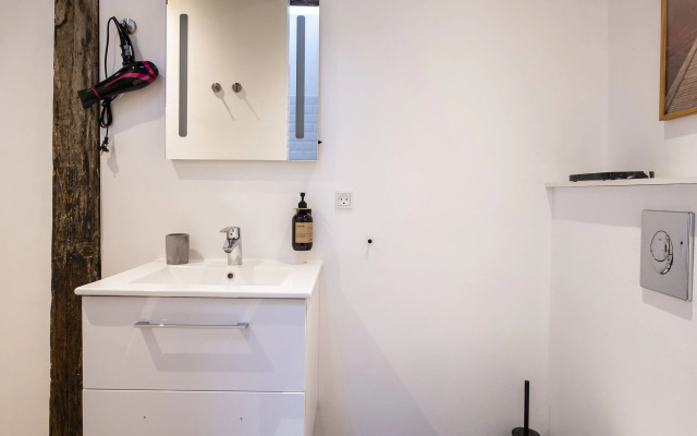 Town Hall Penthouse by Daniel&Jacob’s