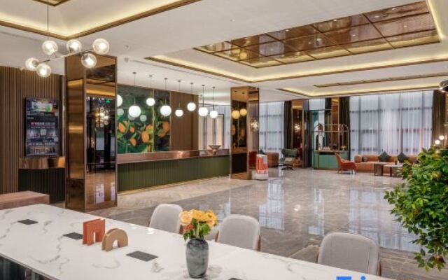Orange Hotel (Foshan Qiandeng Lake)