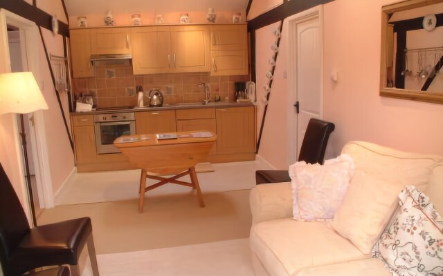 Follets B & B