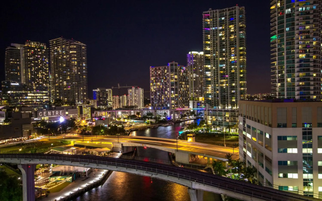 Comfort Inn & Suites Downtown Brickell-Port of Miami