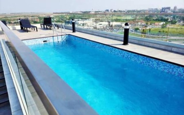 Immaculate Beauty Gem-5 Star Location- Pools - Gym